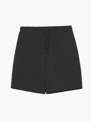 Spodenki męskie młodzieżowe ze sklepu: Cropp w kategorii: Spodenki męskie - zdjęcie 4198BBB-532-6969_173KD-99X