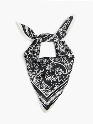 Szalik/chusta młodzieżowy ze sklepu: Cropp w kategorii: Szaliki i chusty damskie - zdjęcie 4198BBB-532-6969_190IF-99X