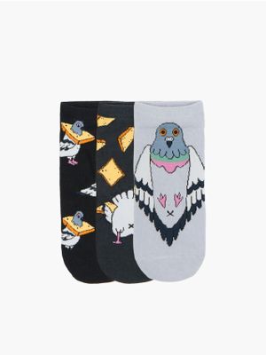 Skarpetki dziecięce w stylu młodzieżowym ze sklepu: Cropp w kategorii: Skarpetki dziecięce - zdjęcie 4198BBB-532-6969_220IH-MLC