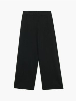 Spodnie damskie ze sklepu: Cropp w kategorii: Spodnie damskie - zdjęcie 4198BBB-532-6969_233HX-99X