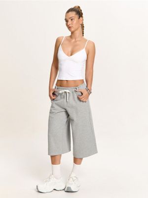Szorty sportowe ze sklepu: Cropp w kategorii: Szorty - zdjęcie 4198BBB-532-6969_300FL-09M
