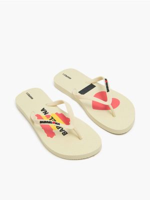 Klapki damskie ze sklepu: Cropp w kategorii: Klapki damskie - zdjęcie 4198BBB-532-6969_318IG-08X