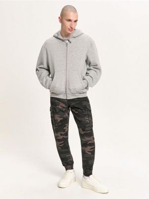 Spodnie męskie casual jesienne ze sklepu: Cropp w kategorii: Spodnie męskie - zdjęcie 4198BBB-532-6969_338HY-MLC