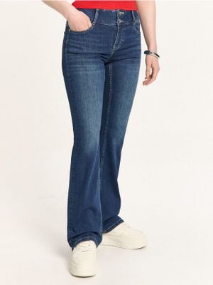 Jeansy damskie na wiosnę ze sklepu: Cropp w kategorii: Jeansy damskie - zdjęcie 4198BBB-532-6969_525HX-59J
