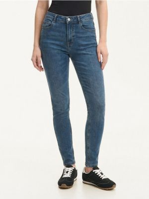 Jeansy damskie casual ze sklepu: Cropp w kategorii: Jeansy damskie - zdjęcie 4198BBB-532-6969_545HX-55J