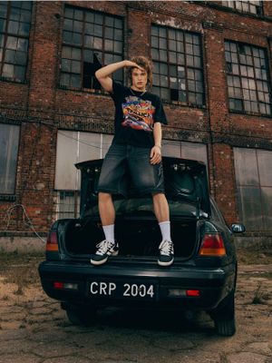 T-shirt męski młodzieżowy ze sklepu: Cropp w kategorii: T-shirty męskie - zdjęcie 4198BBB-532-6969_572HY-99X