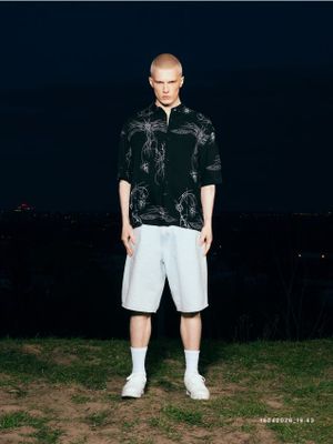 Spodenki męskie na lato ze sklepu: Cropp w kategorii: Spodenki męskie - zdjęcie 4198BBB-532-6969_620HX-05X