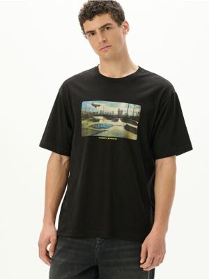 T-shirt męski z nadrukami ze sklepu: Cropp w kategorii: T-shirty męskie - zdjęcie 4198BBB-532-6969_746HY-99X