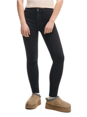 Jeansy damskie ze sklepu: Cropp w kategorii: Jeansy damskie - zdjęcie 4198BBB-532-6969_783CT-99J