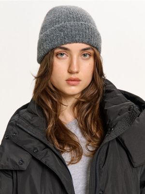 Czapka zimowa damska casual ze sklepu: Cropp w kategorii: Czapki zimowe damskie - zdjęcie 4198BBB-532-6969_855FX-90M