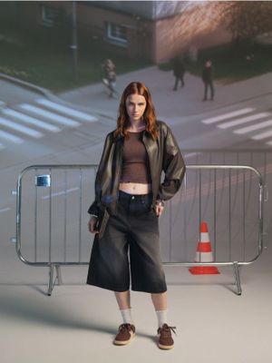 Kurtka damska casual na jesień ze sklepu: Cropp w kategorii: Kurtki damskie - zdjęcie 4198BBB-532-6969_928HW-88X