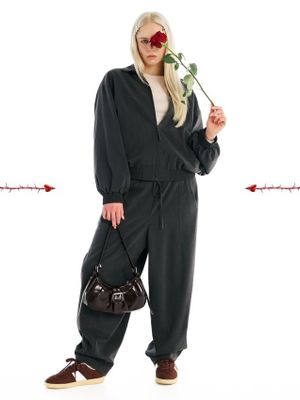 Kurtka damska ze sklepu: Cropp w kategorii: Kurtki damskie - zdjęcie 4198BBB-532-6969_952HW-90M