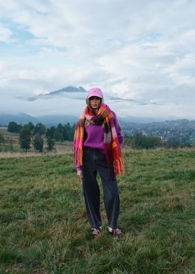 Sweter damski casual Coalition ze sklepu: Diverse w kategorii: Swetry damskie - zdjęcie 44D75FA-DAF-8163_10048283