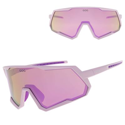 Okulary przeciwsłoneczne w sportowym stylu ze sklepu: Stylion w kategorii: Okulary przeciwsłoneczne męskie - zdjęcie 4D4DD33-06F-2088_10456
