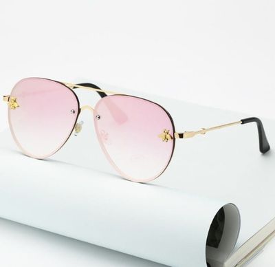 Okulary przeciwsłoneczne damskie ze sklepu: Stylion w kategorii: Okulary przeciwsłoneczne damskie - zdjęcie 4D4DD33-06F-2088_8381