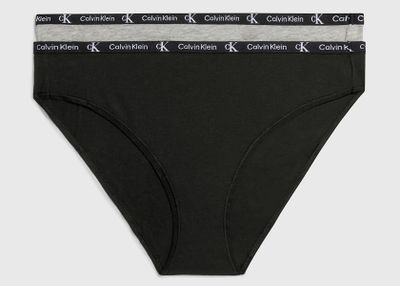Majtki damskie sportowe Calvin Klein ze sklepu: Darbut w kategorii: Majtki damskie - zdjęcie 4EFD8BE-A55-9847_25608