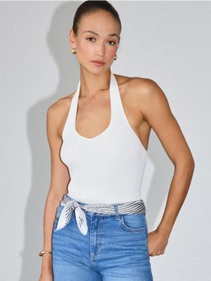 Mohito - Bluzka damska casual ze sklepu: Mohito w kategorii: Bluzki damskie - zdjęcie 55A556F-010-6967_050IP