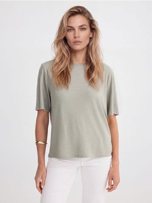 Bluzka damska na lato Mohito ze sklepu: Mohito w kategorii: Bluzki damskie - zdjęcie 55A556F-010-6967_085KZ