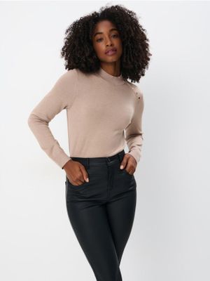Sweter damski Mohito ze sklepu: Mohito w kategorii: Swetry damskie - zdjęcie 55A556F-010-6967_135AN