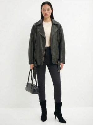 Jeansy damskie casual Mohito ze sklepu: Mohito w kategorii: Jeansy damskie - zdjęcie 55A556F-010-6967_418CZ