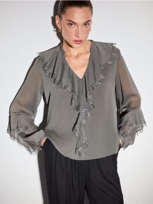 Bluzka damska elegancka Mohito ze sklepu: Mohito w kategorii: Bluzki damskie - zdjęcie 55A556F-010-6967_434HE