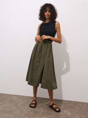 Spódnica Mohito ze sklepu: Mohito w kategorii: Spódnice - zdjęcie 55A556F-010-6967_444HF