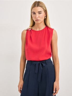Bluzka damska casualowa Mohito ze sklepu: Mohito w kategorii: Bluzki damskie - zdjęcie 55A556F-010-6967_525JU
