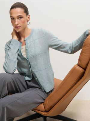 Sweter damski na zimę Mohito ze sklepu: Mohito w kategorii: Swetry damskie - zdjęcie 55A556F-010-6967_526EQ