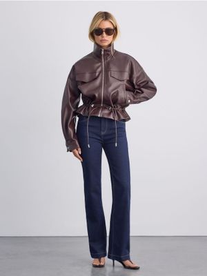 Jeansy damskie casualowe Mohito ze sklepu: Mohito w kategorii: Jeansy damskie - zdjęcie 55A556F-010-6967_641IH