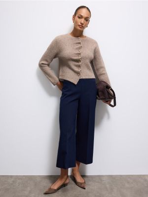 Spodnie damskie eleganckie Mohito ze sklepu: Mohito w kategorii: Spodnie damskie - zdjęcie 55A556F-010-6967_873IV