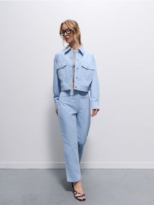 Spodnie damskie eleganckie Mohito ze sklepu: Mohito w kategorii: Spodnie damskie - zdjęcie 55A556F-010-6967_923GX
