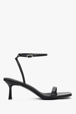 Sandały damskie eleganckie ze sklepu: Estro w kategorii: Sandały damskie - zdjęcie 5A36CC-E79-13791_15585141162332