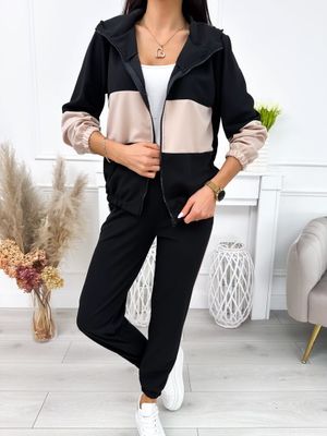 Dres damski ModnaKiecka.pl ze sklepu: ModnaKiecka.pl w kategorii: Dresy damskie - zdjęcie 64ECE52-355-6290_23061930