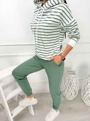 Dres damski na wiosnę ModnaKiecka.pl ze sklepu: ModnaKiecka.pl w kategorii: Dresy damskie - zdjęcie 64ECE52-355-6290_23066287