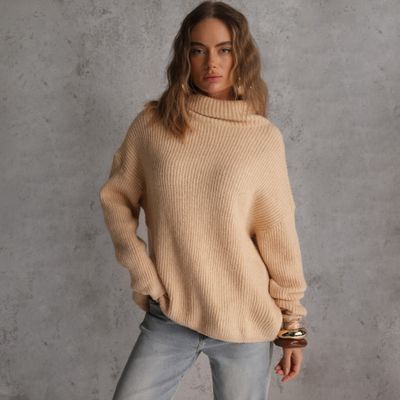 Sweter damski na zimę Renee ze sklepu: renee.pl w kategorii: Swetry damskie - zdjęcie 6BEED23A-9DF-769_107301