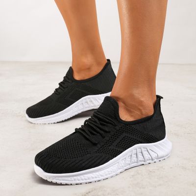 Buty sportowe damskie casual Renee ze sklepu: renee.pl w kategorii: Buty sportowe damskie - zdjęcie 6BEED23A-9DF-769_190763