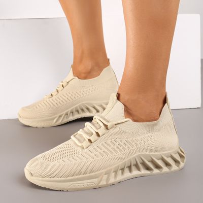 Buty sportowe damskie casual na zimę Renee ze sklepu: renee.pl w kategorii: Buty sportowe damskie - zdjęcie 6BEED23A-9DF-769_198013