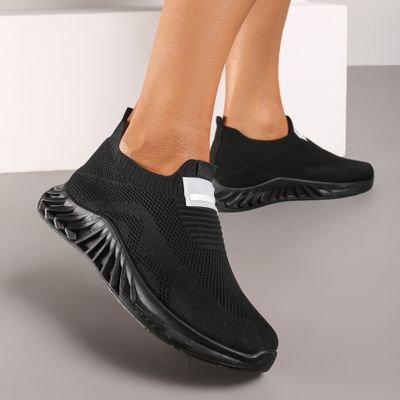 Renee - Buty sportowe damskie ze sklepu: renee.pl w kategorii: Buty sportowe damskie - zdjęcie 6BEED23A-9DF-769_199346