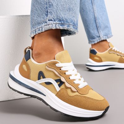 Buty sportowe damskie Renee ze sklepu: renee.pl w kategorii: Buty sportowe damskie - zdjęcie 6BEED23A-9DF-769_244876