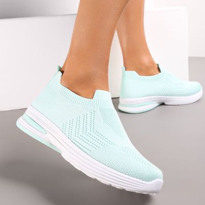Buty sportowe damskie Renee ze sklepu: renee.pl w kategorii: Buty sportowe damskie - zdjęcie 6BEED23A-9DF-769_245100