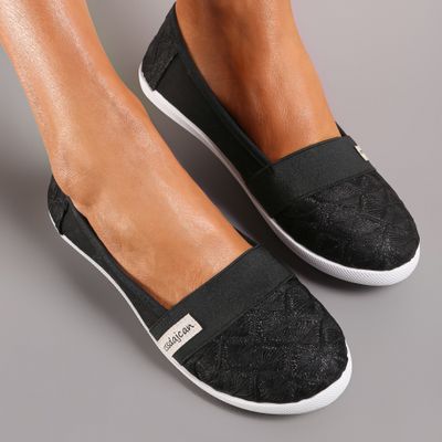Trampki damskie Renee ze sklepu: renee.pl w kategorii: Trampki damskie - zdjęcie 6BEED23A-9DF-769_247416