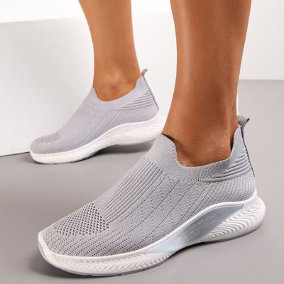 Buty sportowe damskie casual Renee ze sklepu: renee.pl w kategorii: Buty sportowe damskie - zdjęcie 6BEED23A-9DF-769_251550
