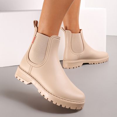 Botki casual Renee ze sklepu: renee.pl w kategorii: Botki - zdjęcie 6BEED23A-9DF-769_266860