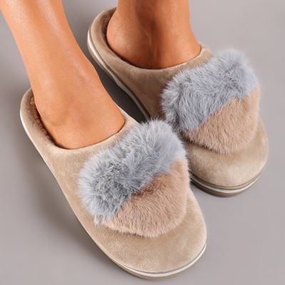 Kapcie damskie casual Renee ze sklepu: renee.pl w kategorii: Kapcie damskie - zdjęcie 6BEED23A-9DF-769_273850