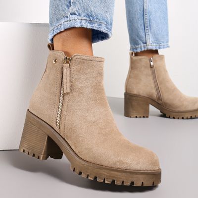 Botki casual Renee ze sklepu: renee.pl w kategorii: Botki - zdjęcie 6BEED23A-9DF-769_280865