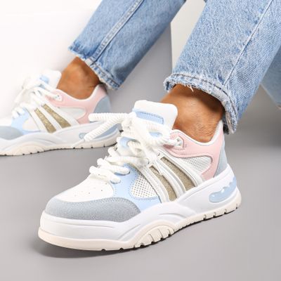 Buty sportowe damskie casual na zimę Renee ze sklepu: renee.pl w kategorii: Buty sportowe damskie - zdjęcie 6BEED23A-9DF-769_293501