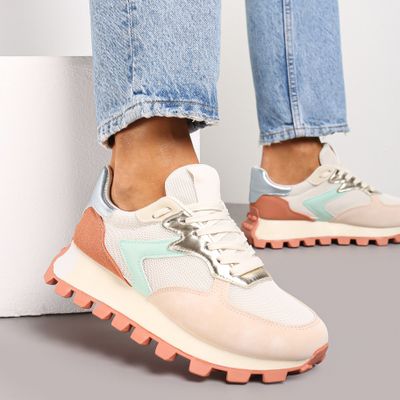 Buty sportowe damskie na lato Renee ze sklepu: renee.pl w kategorii: Buty sportowe damskie - zdjęcie 6BEED23A-9DF-769_293899
