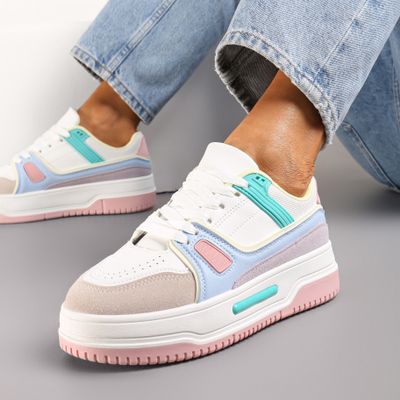 Buty sportowe damskie Renee ze sklepu: renee.pl w kategorii: Buty sportowe damskie - zdjęcie 6BEED23A-9DF-769_299561