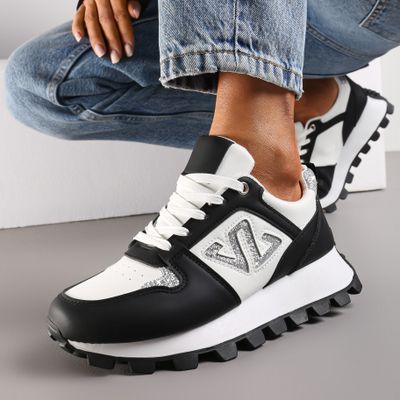 Buty sportowe damskie casual Renee ze sklepu: renee.pl w kategorii: Buty sportowe damskie - zdjęcie 6BEED23A-9DF-769_299648