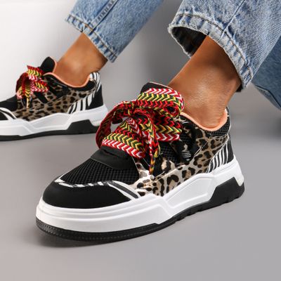 Buty sportowe damskie Renee ze sklepu: renee.pl w kategorii: Buty sportowe damskie - zdjęcie 6BEED23A-9DF-769_306878
